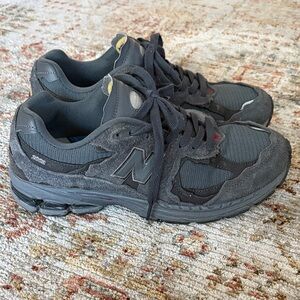 New Balance 2002 Protection Pack